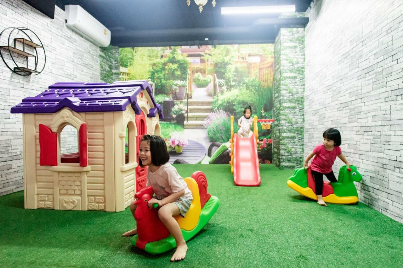 Grand Howard Hotel Bangkok Eksteriør bilde